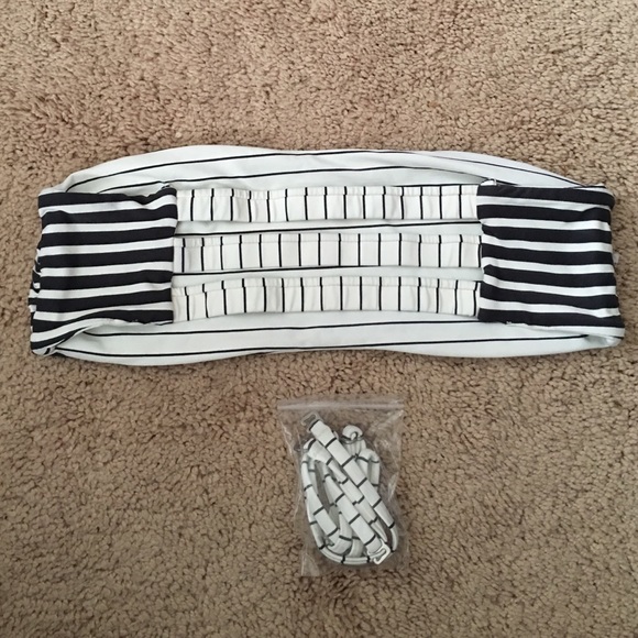 Billabong Women's Swim Top - Picture 3 of 4